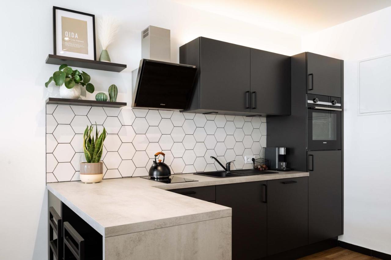 Urban Jungle Apartments Виена Екстериор снимка