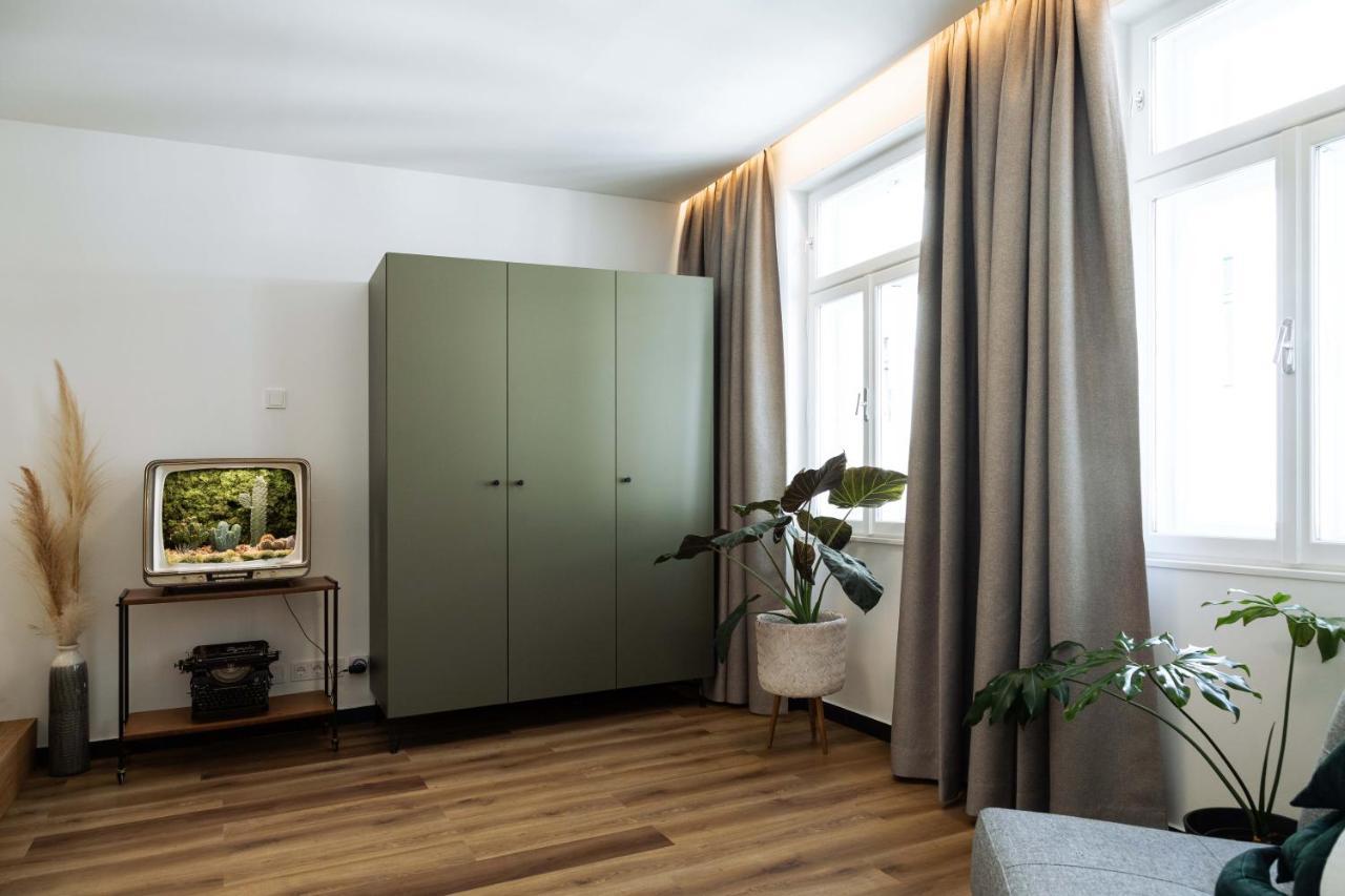 Urban Jungle Apartments Виена Екстериор снимка