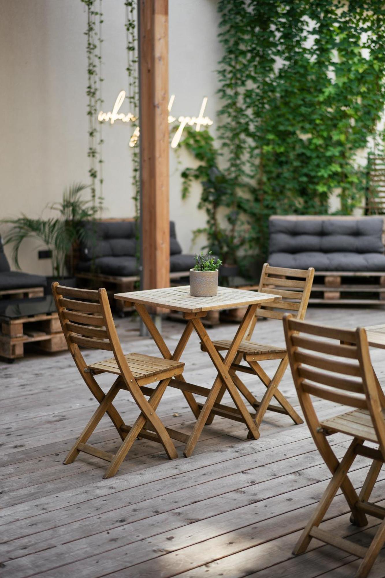 Urban Jungle Apartments Виена Екстериор снимка